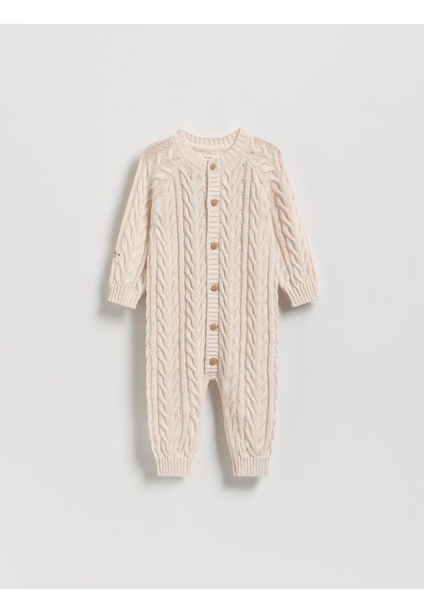 Reserved - Dzianinowy kombinezon - kremowy. Kolor: kremowy. Materiał: dzianina