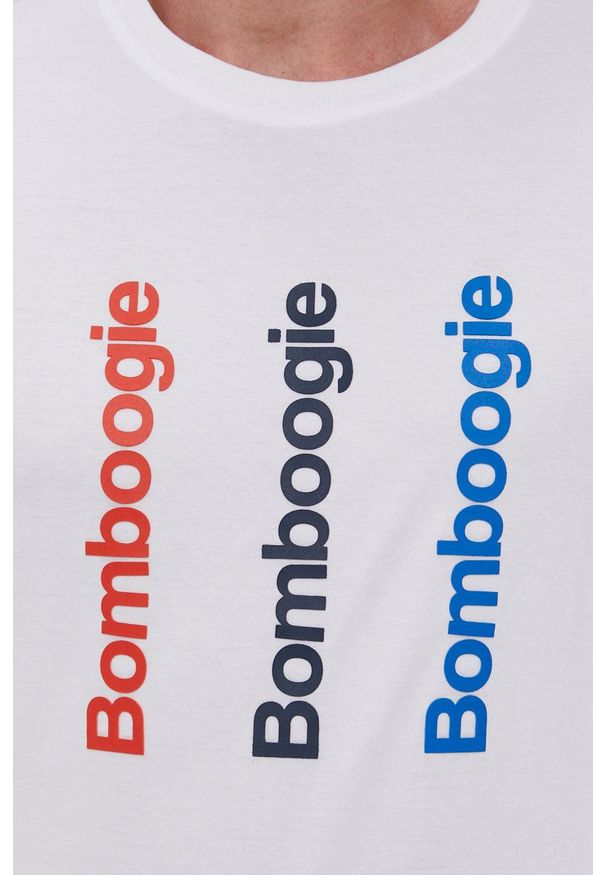 Bomboogie - T-shirt. Okazja: na co dzień. Kolor: biały. Materiał: dzianina. Wzór: aplikacja. Styl: casual