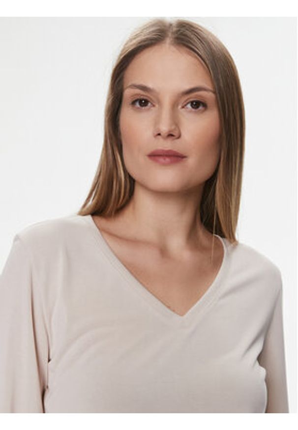 only - ONLY Bluzka 15310209 Écru Regular Fit. Materiał: syntetyk