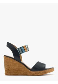 Ryłko - Granatowe sandały z kolorowym paskiem TARA. Zapięcie: pasek. Kolor: niebieski. Materiał: skóra. Wzór: kolorowy. Obcas: na platformie #1
