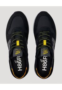 Hogan - HOGAN - Czarne sneakersy H383. Kolor: czarny. Materiał: guma. Wzór: aplikacja. Sezon: lato. Sport: tenis #2