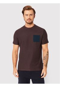 Casual Friday T-Shirt Thor Jaquard 20504425 Bordowy Regular Fit. Okazja: na co dzień. Kolor: czerwony. Materiał: bawełna. Styl: casual #1