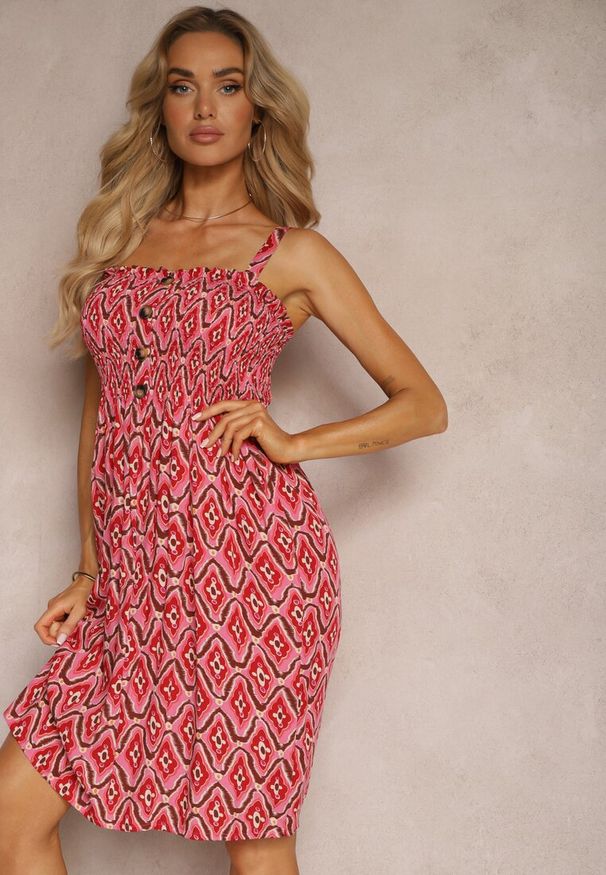 Renee - Różowa Wiskozowa Sukienka na Regulowanych Ramiączkach z Marszczonym Dekoltem Lalemia. Okazja: na co dzień. Kolor: różowy. Materiał: wiskoza. Długość rękawa: na ramiączkach. Sezon: lato. Styl: boho, elegancki, casual, klasyczny