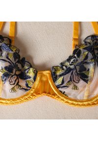 Intica - Zestaw bielizny koronkowy z pasem do pończoch satynowe wykończenie Sean. Kolor: wielokolorowy. Materiał: satyna, koronka. Wzór: koronka #3