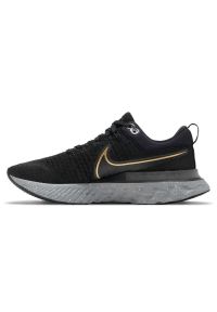 Buty do biegania Nike React Infinity Run Flyknit 2 M CT2357-009 czarne. Kolor: czarny. Materiał: materiał, guma. Szerokość cholewki: normalna. Sezon: zima. Sport: bieganie