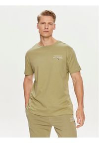 TOMMY HILFIGER - Tommy Hilfiger T-Shirt Logo UM0UM02916 Zielony Regular Fit. Kolor: zielony. Materiał: bawełna #1