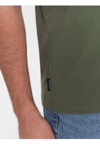 Ombre Clothing - T-shirt męski klasyczny bawełniany BASIC - khaki V6 OM-TSBS-0146 - XXL. Okazja: na co dzień. Kolor: brązowy. Materiał: bawełna. Wzór: jednolity. Styl: klasyczny #5