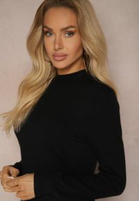 Renee - Czarny Sweter Klasyczny z Dodatkiem Wiskozy Nerisoa. Okazja: na co dzień. Kolor: czarny. Materiał: wiskoza. Długość rękawa: długi rękaw. Długość: długie. Styl: klasyczny #4