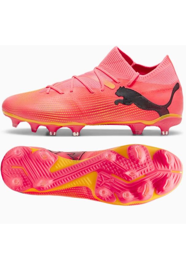 Buty piłkarskie Puma Future 7 Match FG/AG M 107715-03 różowe. Kolor: różowy. Materiał: dzianina, syntetyk. Szerokość cholewki: normalna. Sport: piłka nożna