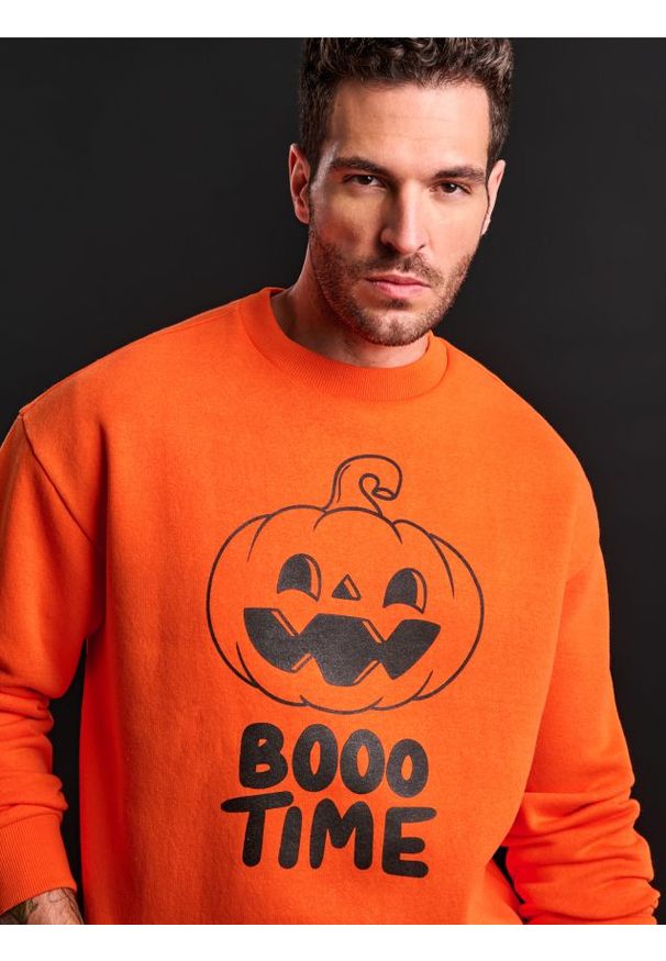 Sinsay - Bluza Halloween - pomarańczowy. Kolor: pomarańczowy. Wzór: napisy