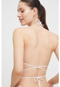 TOMMY HILFIGER - Tommy Hilfiger biustonosz kąpielowy kolor niebieski lekko usztywniona miseczka. Kolor: niebieski. Materiał: materiał #3