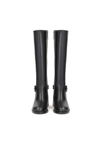 Kazar - Czarne kozaki damskie. Wysokość cholewki: przed kolano. Kolor: czarny. Materiał: skóra. Szerokość cholewki: normalna. Wzór: aplikacja. Obcas: na płaskiej podeszwie #4