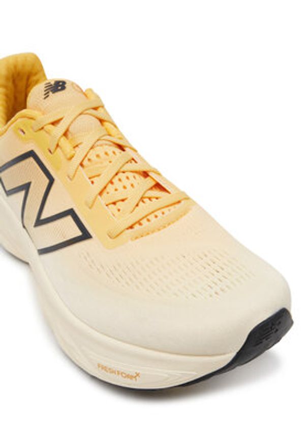 New Balance Buty do biegania 1080 M1080E14 Żółty. Kolor: żółty. Materiał: materiał