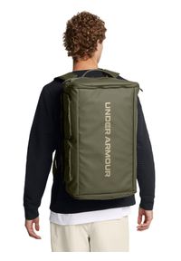 Plecak 2w1 uniseks Under Armour UA Triumph Backpack Duffle - khaki. Kolor: oliwkowy, brązowy, wielokolorowy. Materiał: nylon, poliester, materiał