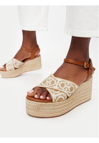 Coccinelle Espadryle E4 QWS 32 01 01 Beżowy. Kolor: beżowy. Materiał: materiał