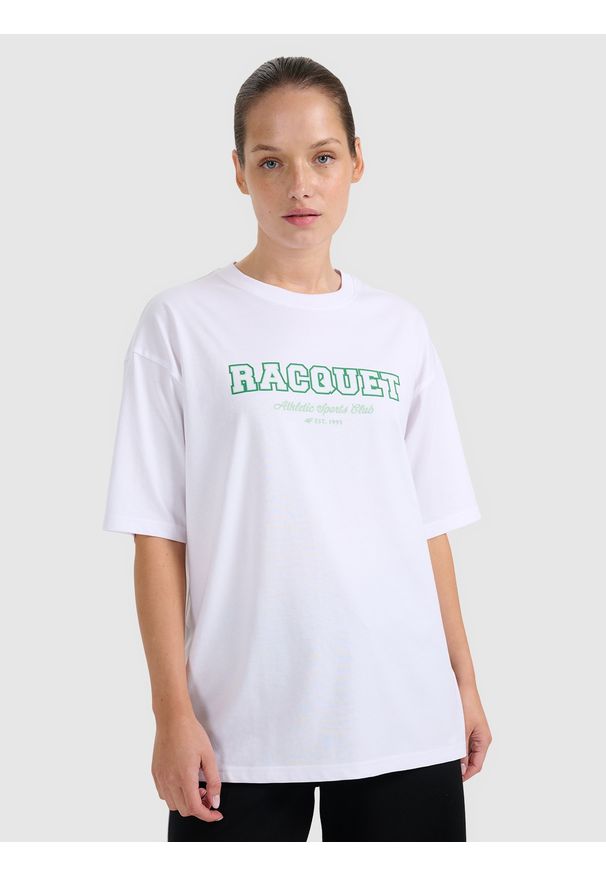 4f - 4F T-shirt oversize z nadrukiem damski - biały S. Okazja: na co dzień. Kolor: biały. Materiał: dzianina, jersey, bawełna, materiał. Długość rękawa: krótki rękaw. Długość: krótkie. Wzór: nadruk. Styl: casual, klasyczny, sportowy