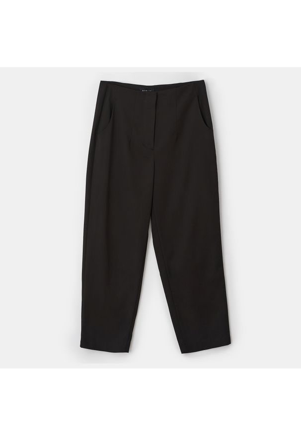 Mohito - Spodnie baggy - Czarny. Kolor: czarny