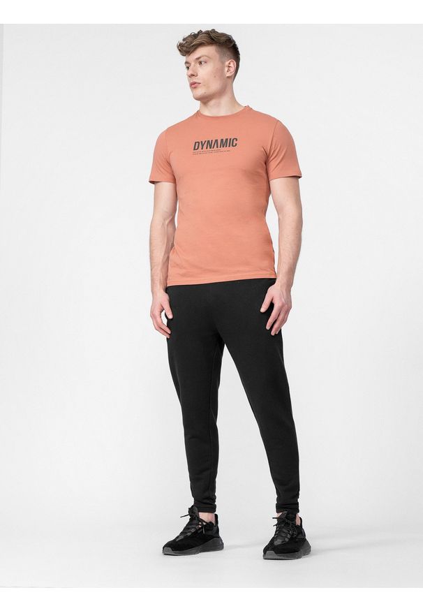 4f - Spodnie dresowe joggery z materiałów z recyklingu męskie. Kolor: szary. Materiał: materiał, dresówka