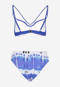Renee - Niebieskie Bikini Majtki Figi i Biustonosz Push-Up Ozdobiony Paskami Wiobella. Kolor: niebieski. Wzór: aplikacja
