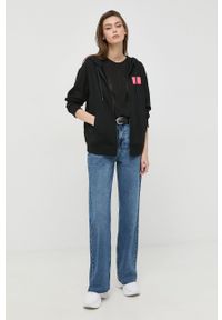 Armani Exchange bluza 6LYM36.YJ3NZ damska kolor czarny z kapturem z aplikacją. Typ kołnierza: kaptur. Kolor: czarny. Materiał: włókno. Wzór: aplikacja #4