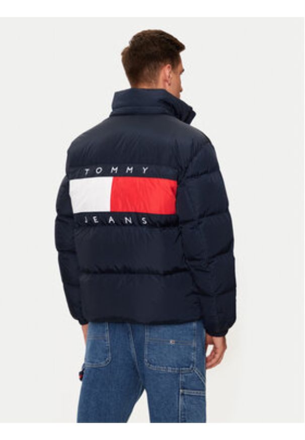 Tommy Jeans Kurtka puchowa Alaska DM0DM20479 Granatowy Regular Fit. Kolor: niebieski. Materiał: syntetyk