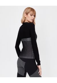 OFF-WHITE - Wełniany sweter w prążki. Kolor: czarny. Materiał: wełna. Długość: długie. Wzór: prążki. Styl: elegancki