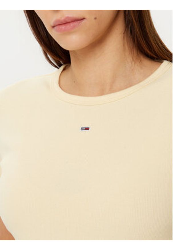 Tommy Jeans T-Shirt Essential DW0DW17383 Beżowy Slim Fit. Kolor: beżowy. Materiał: bawełna