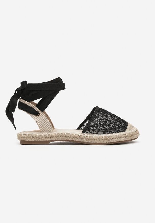 Born2be - Czarne Sandały Espadryle z Ozdobnym Noskiem i Wiązaniem Wokół Kostki Effilux. Okazja: na co dzień. Kolor: czarny. Materiał: len. Wzór: ażurowy, aplikacja. Sezon: lato. Obcas: na obcasie. Styl: elegancki, casual. Wysokość obcasa: niski
