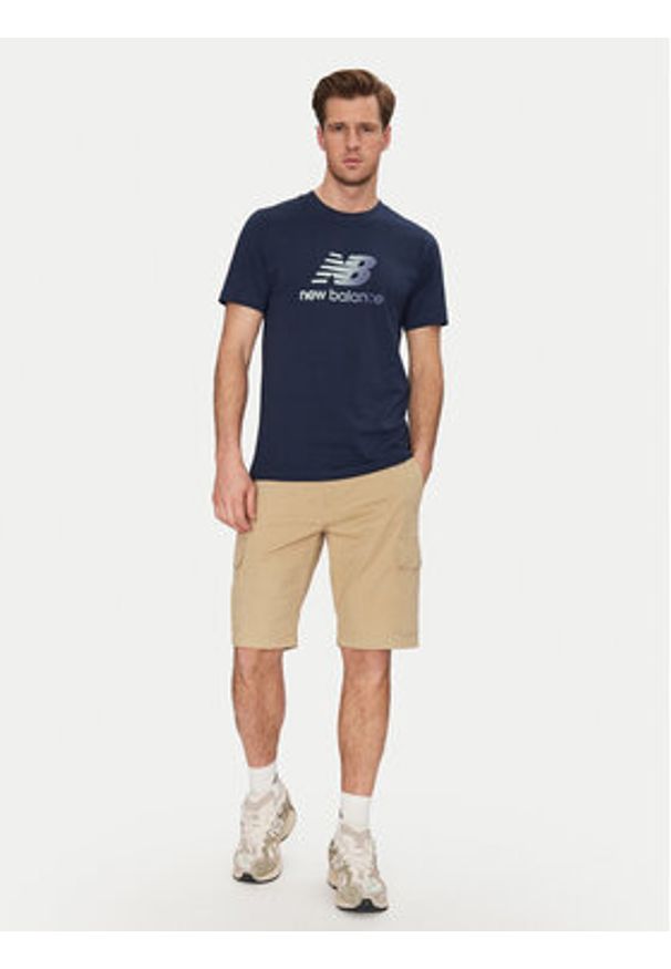 New Balance T-Shirt MT51503 Niebieski Regular Fit. Kolor: niebieski. Materiał: bawełna