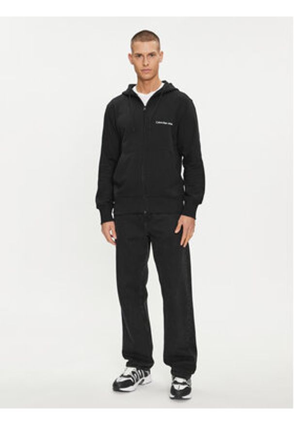 Calvin Klein Jeans Bluza Institutional J30J325148 Czarny Regular Fit. Kolor: czarny. Materiał: bawełna