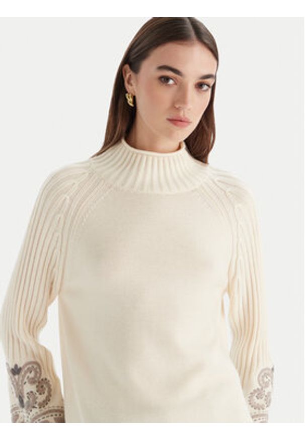 Luisa Spagnoli Golf Manico 100198 Écru Regular Fit. Typ kołnierza: golf. Materiał: wełna