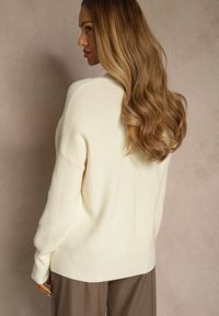 Renee - Jasnobeżowy Sweter z Dodatkiem Kaszmiru i Trójkątnym Dekoltem Silefera. Okazja: na co dzień. Kolor: beżowy. Materiał: kaszmir. Styl: casual, elegancki #2