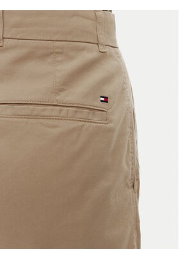 TOMMY HILFIGER - Tommy Hilfiger Szorty materiałowe WW0WW42457 Beżowy Regular Fit. Kolor: beżowy. Materiał: bawełna, lyocell