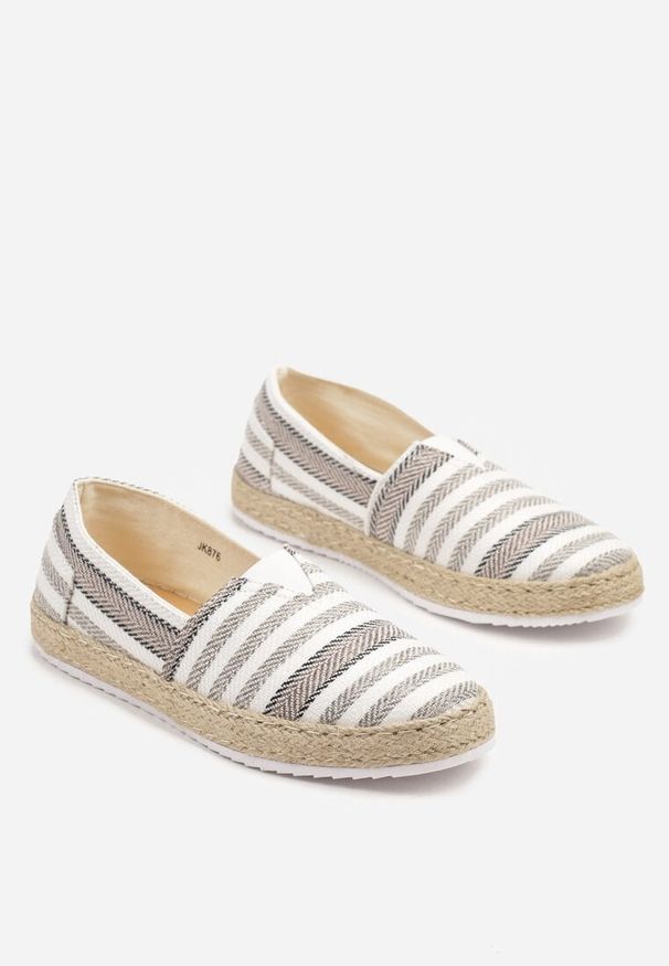 Born2be - Beżowe Trampki w Stylu Espadryli Zdobione Plecionką Saraloria. Okazja: na spacer, na co dzień. Kolor: beżowy. Materiał: len. Wzór: aplikacja. Sezon: lato. Obcas: na płaskiej podeszwie. Styl: klasyczny, boho, casual