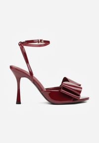 Renee - Bordowe Lakierowane Sandały z Kokardkami Orimoni. Okazja: na randkę, na imprezę. Zapięcie: sprzączka. Kolor: czerwony. Materiał: lakier. Obcas: na obcasie. Styl: klasyczny, elegancki. Wysokość obcasa: średni #4