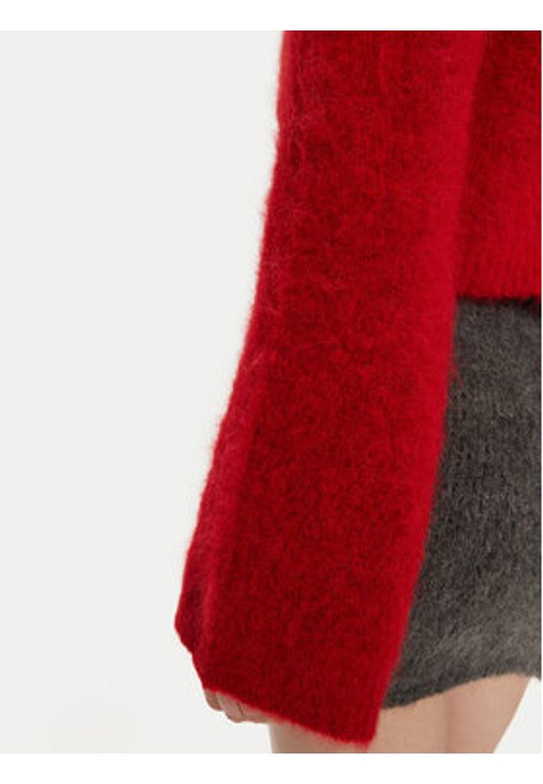 GESTUZ - Gestuz Sweter Safi 10908339 Czerwony Loose Fit. Kolor: czerwony. Materiał: wełna