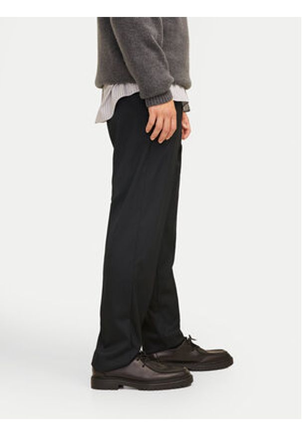 Jack & Jones - Jack&Jones Chinosy Kane Edwin 12268303 Czarny Relaxed Fit. Kolor: czarny. Materiał: syntetyk