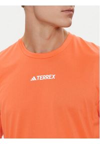 Adidas - adidas T-Shirt Terrex Multi T-Shirt HZ6259 Pomarańczowy Regular Fit. Kolor: pomarańczowy. Materiał: syntetyk #3