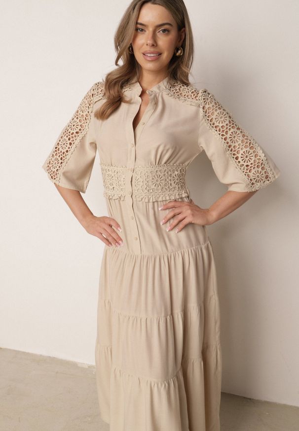 Born2be - Beżowa Rozkloszowana Sukienka Boho z Wiskozą Zdobiona Ażurowymi Wstawkami Islae. Okazja: do pracy, na co dzień. Kolor: beżowy. Materiał: wiskoza. Wzór: aplikacja, ażurowy. Typ sukienki: proste, rozkloszowane. Styl: boho