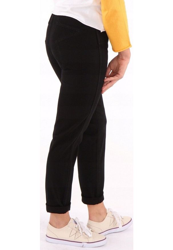 Wrangler - WRANGLER RETRO SLIM DAMSKIE SPODNIE JEANSOWE JEANSY DŻINS BLACK STAR W239FG13D 112127888. Materiał: jeans. Styl: retro