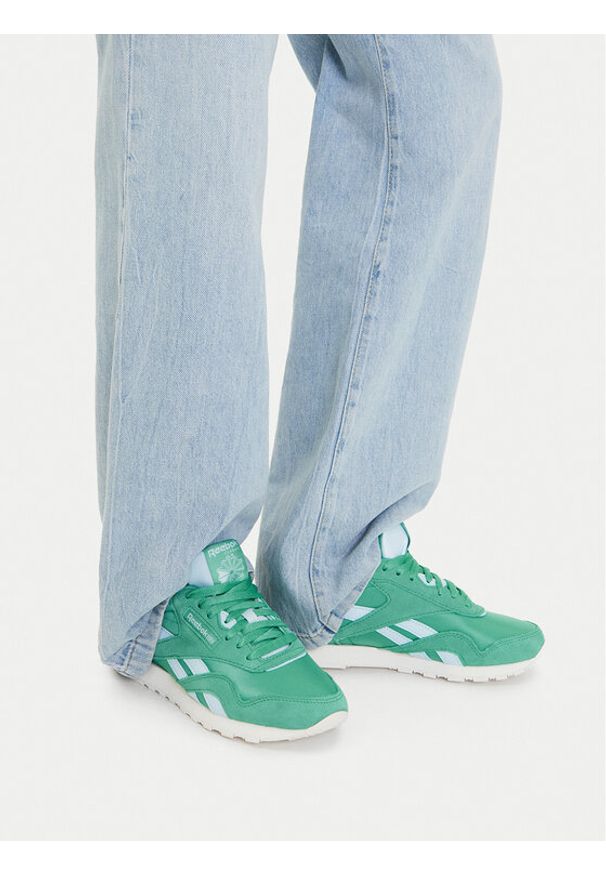 Reebok Sneakersy CEOSS-CLASSIC NYLON 100239365 Zielony. Kolor: zielony. Materiał: skóra, zamsz. Model: Reebok Classic, Reebok Nylon