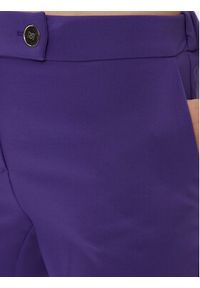 Rinascimento Spodnie materiałowe CFC0116181003 Fioletowy Regular Fit. Kolor: fioletowy. Materiał: syntetyk #4
