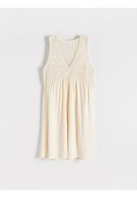 Reserved - Sukienka mini z koronką - kremowy. Kolor: kremowy. Materiał: koronka. Wzór: koronka. Długość: mini