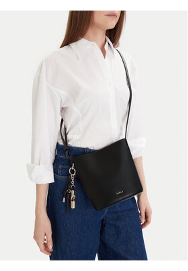 Furla Torebka Roxie Mini WE00859 ARE000 CN O6000 Czarny. Kolor: czarny. Materiał: skórzane