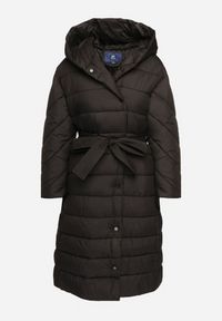 Born2be - Czarna Pikowana Kurtka z Kapturem Wiązanym Paskiem i Zapięciem na Napy Tilinia. Okazja: na spacer. Typ kołnierza: kaptur. Kolor: czarny. Materiał: jeans. Sezon: zima. Styl: elegancki #3