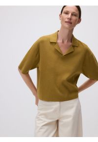 Reserved - Bluzka z kołnierzykiem - warm olive. Materiał: dzianina #1