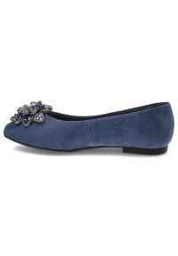 Granatowe Eleganckie Półbuty Armodo Wygodne Wsuwane Obuwie Damskie. Okazja: na co dzień, na spotkanie biznesowe. Zapięcie: bez zapięcia. Kolor: niebieski. Szerokość cholewki: normalna. Wzór: aplikacja. Materiał: zamsz. Obcas: na obcasie. Styl: elegancki. Wysokość obcasa: średni #6