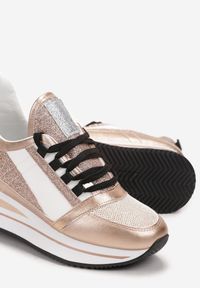 Born2be - Szampańskie Sznurowane Sneakersy na Płaskiej Grubej Podeszwie z Brokatem Reyrel. Nosek buta: okrągły. Kolor: złoty. Materiał: materiał. Wzór: aplikacja. Obcas: na płaskiej podeszwie #5