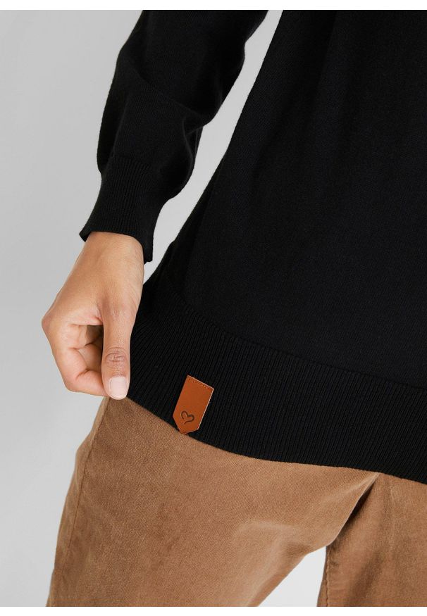 bonprix - Sweter z dzianiny o splocie drobnych oczek, z szerokim golfem. Typ kołnierza: golf. Kolor: czarny. Materiał: dzianina. Wzór: ze splotem