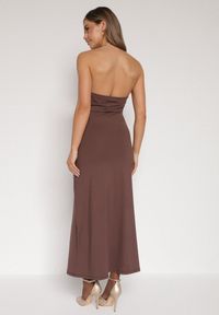 Born2be - Brązowa Sukienka Koktajlowa z Dekoltem Halter i Odkrytymi Plecami Sewrina. Okazja: na wesele, na ślub cywilny. Typ kołnierza: dekolt halter. Kolor: brązowy. Materiał: jedwab. Typ sukienki: proste. Styl: wizytowy #6